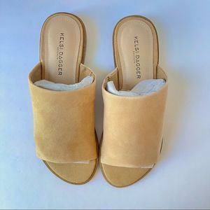 Kelsi Dagger Brooklyn Ruthieks Tan 6M